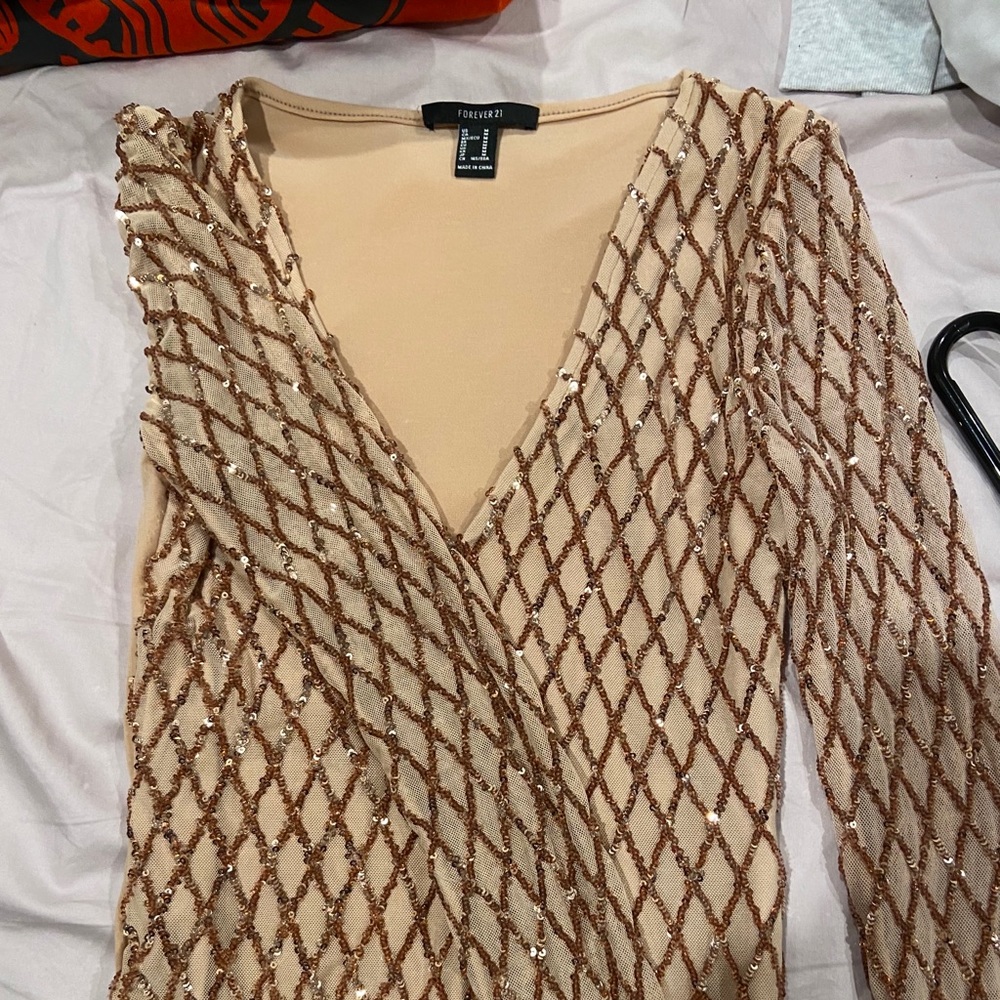v neck body suit
